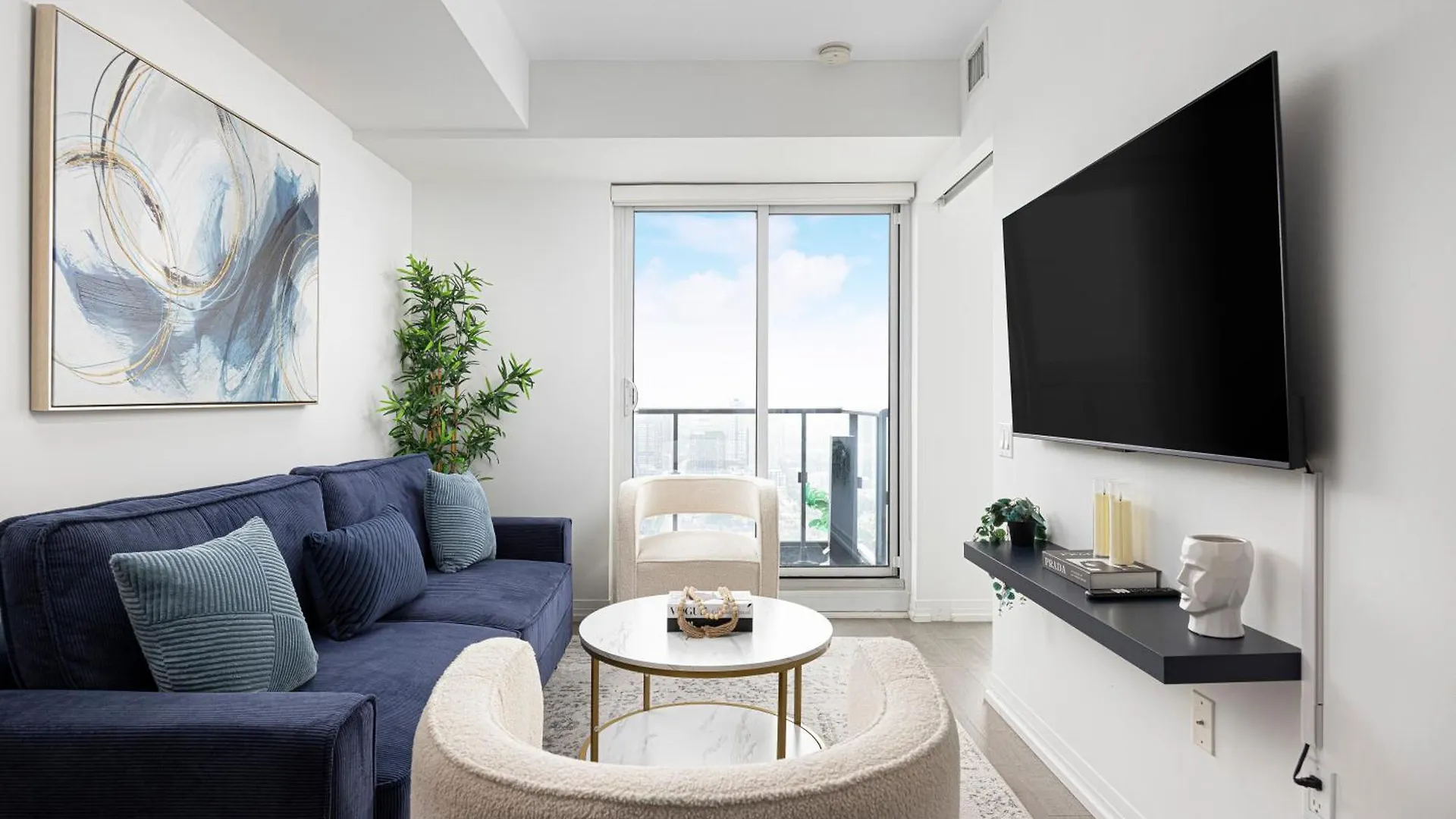 Luxury And Spacious Suite Steps To Eaton Center Toronto 0*,  Canada